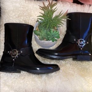 Pre used Rain boots Mk